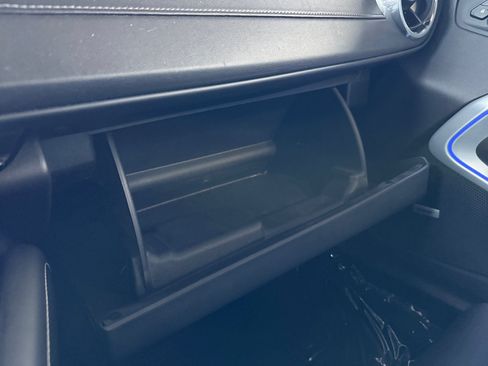 Used 2016 Chevrolet Camaro SS RWD image 16