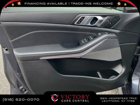 Used 2020 BMW X5 sDrive40i w/ M Sport Package image 9