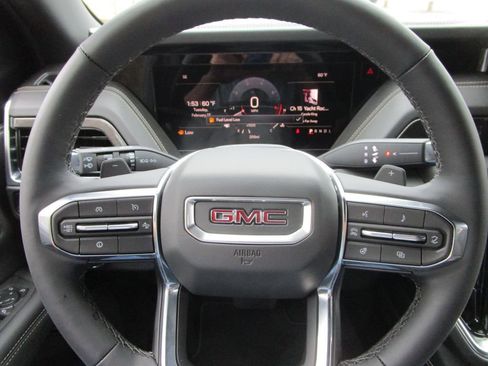 New 2026 GMC Yukon Elevation image 30