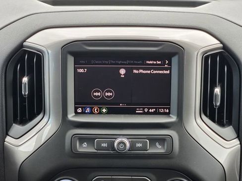 Certified 2026 Chevrolet Silverado 1500 Custom image 19