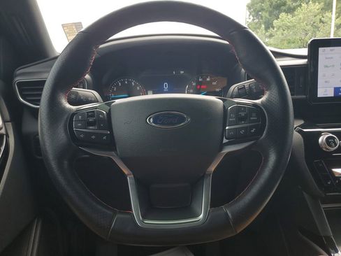 Used 2023 Ford Explorer ST-Line w/ Class IV Trailer Tow Package RWD image 22