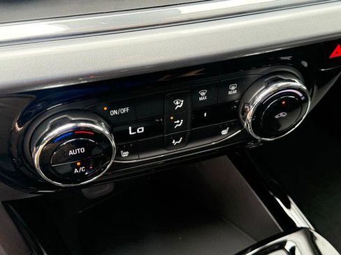 New 2026 Chevrolet Trax LT FWD image 11