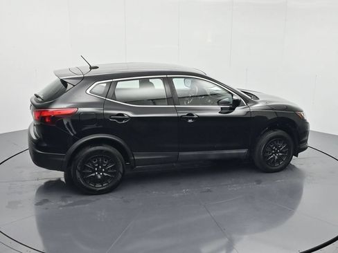 Used 2018 Nissan Rogue Sport S FWD image 31