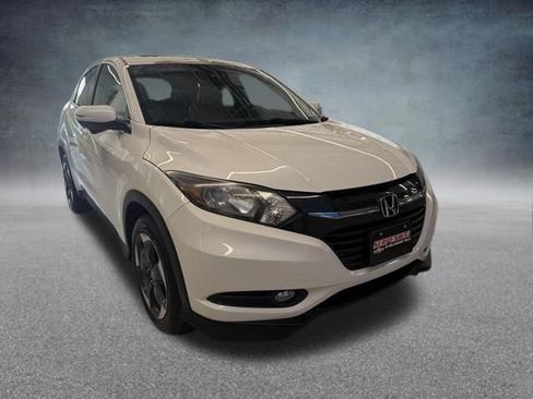 Used 2018 Honda HR-V EX image 4