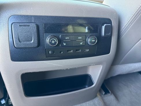 Used 2019 GMC Yukon SLT w/ Open Road Package image 19