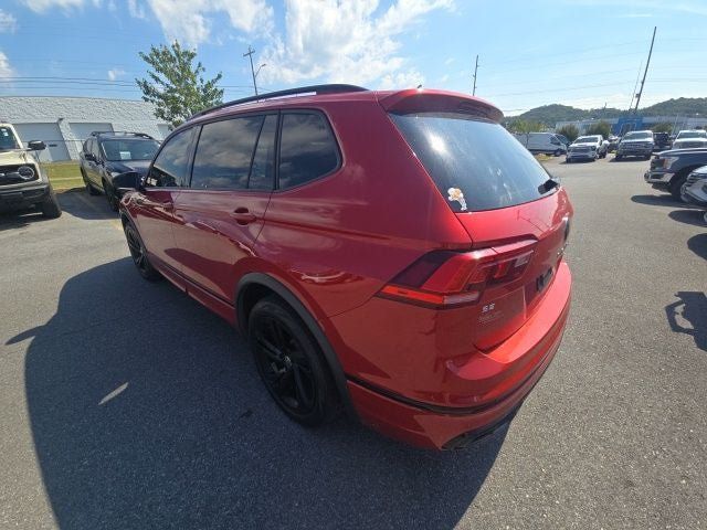Used 2024 Volkswagen Tiguan SE R-Line FWD image 10