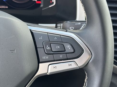 Used 2023 Volkswagen Atlas Cross Sport SE w/ Black Wheel Package image 22