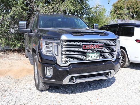 Used 2022 GMC Sierra 3500 Denali AWD/4WD image 10