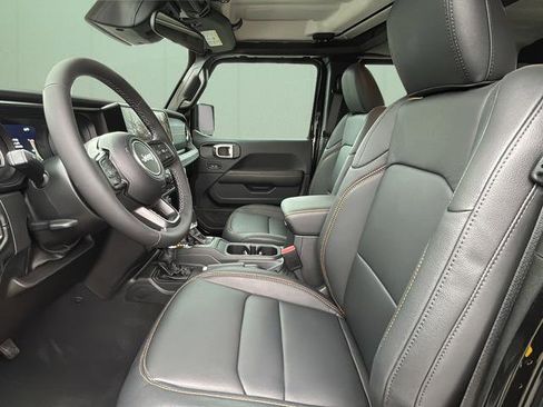 New 2026 Jeep Gladiator Sport image 18