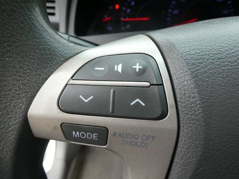 Used 2011 Toyota Camry LE w/ LE Extra-Value Pkg FWD image 12