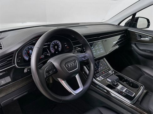 Used 2023 Audi Q7 2.0T Premium w/ Convenience Package image 10