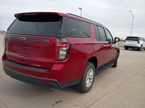 Used 2021 Chevrolet Suburban RST image 5