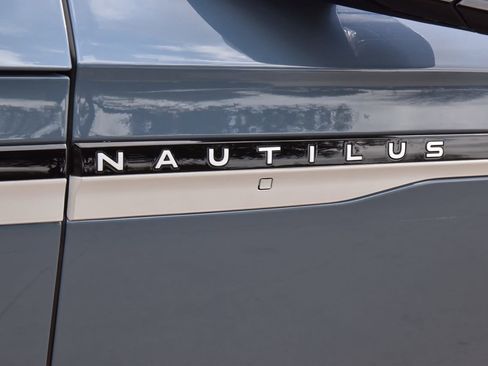 New 2026 Lincoln Nautilus Reserve image 42