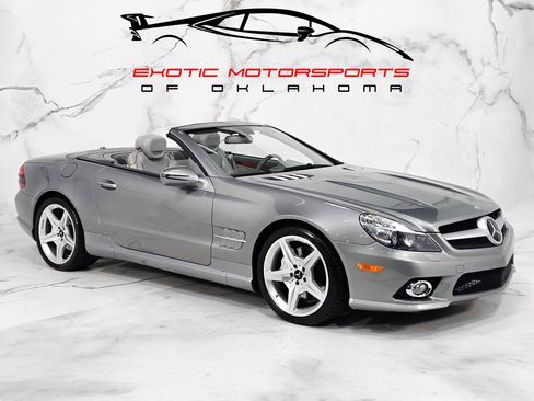 Used 2012 Mercedes-Benz SL 550 image 1