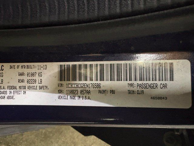 Used 2014 Chrysler 200 Limited FWD image 31