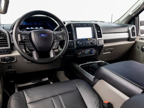 Used 2021 Ford F250 XLT w/ XLT Value Package image 35