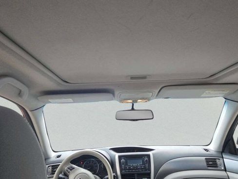 Used 2012 Subaru Forester 2.5X Premium w/ Popular Pkg 3 image 9