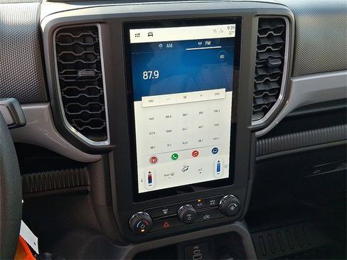 New 2025 Ford Ranger XL image 8