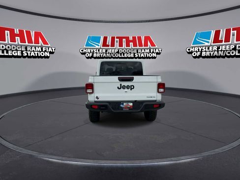 New 2026 Jeep Gladiator Sport image 7