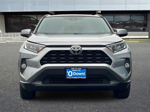 Used 2020 Toyota RAV4 XLE image 11