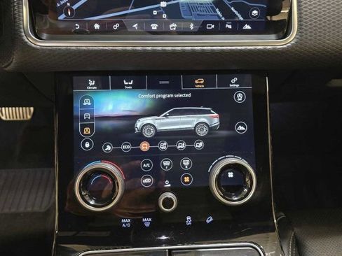 Used 2018 Land Rover Range Rover Velar R-Dynamic SE AWD/4WD image 10