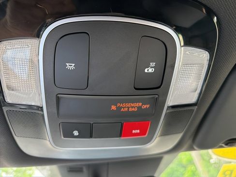 Used 2024 Hyundai Santa Cruz SEL FWD image 24