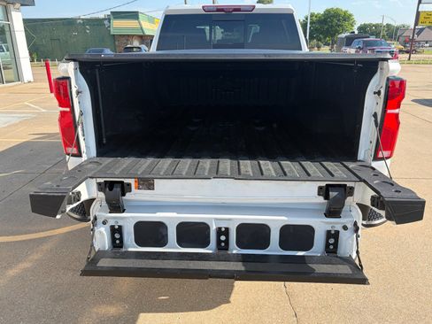 Used 2025 Chevrolet Silverado 3500 High Country w/ High Country Premium Package AWD/4WD image 33