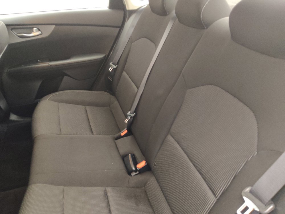 Used 2021 Kia Forte LXS FWD image 18