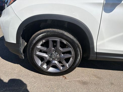 Used 2023 Honda Passport EX-L image 15