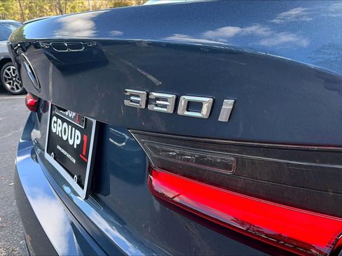 Certified 2025 BMW 330i xDrive Sedan w/ Premium Package image 31