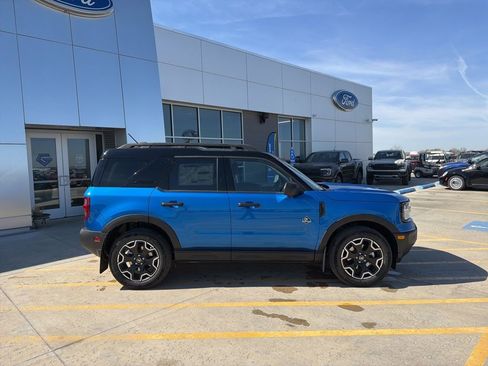 New 2026 Ford Bronco Sport Outer Banks w/ Outer Banks Tech Package+ image 8