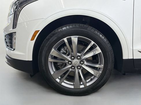Certified 2023 Cadillac XT5 Premium Luxury AWD/4WD image 34