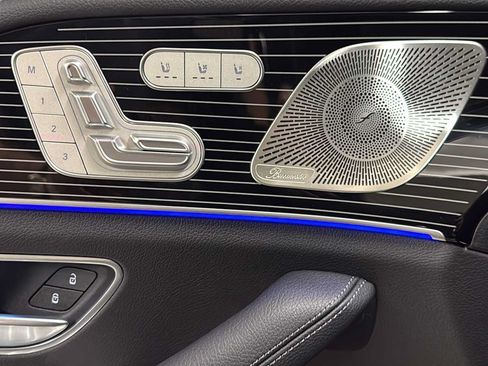 New 2026 Mercedes-Benz GLS 580 4MATIC image 16
