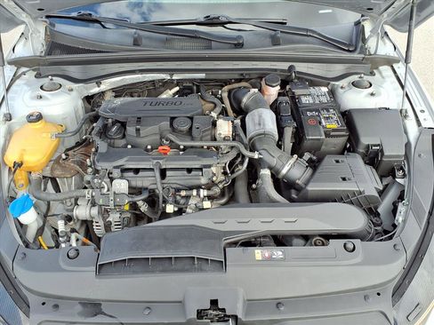 Used 2022 Kia K5 GT-Line image 33