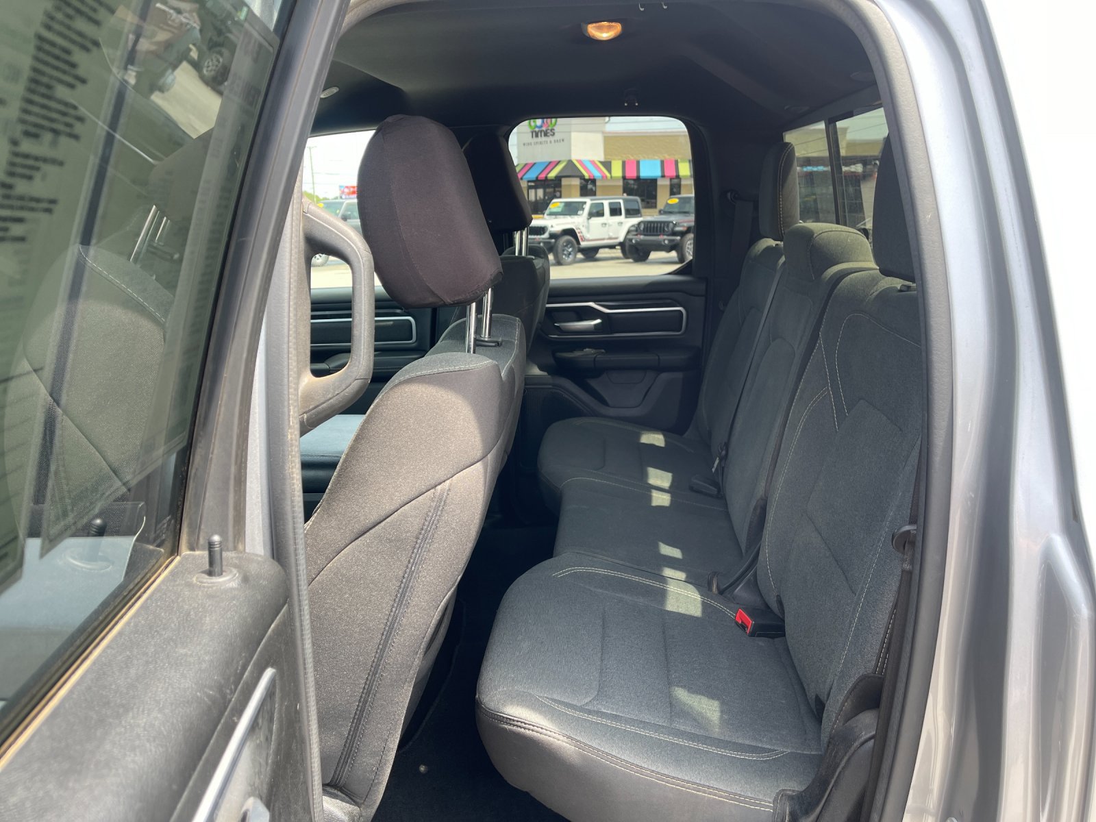 Used 2022 RAM 1500 Big Horn AWD/4WD image 14