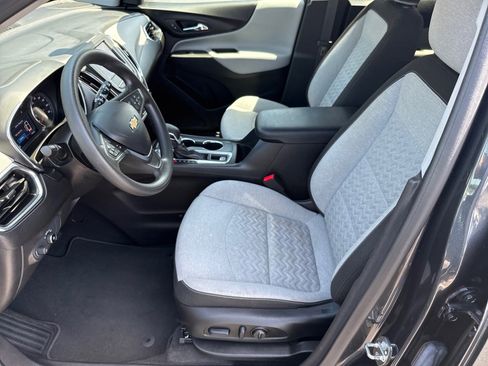 Used 2023 Chevrolet Equinox LT FWD image 10