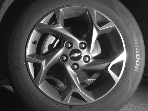 Used 2025 Chevrolet Trax LT image 12