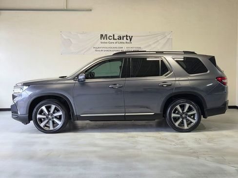 Used 2024 Honda Pilot Elite image 2