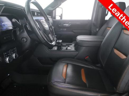 Used 2023 GMC Sierra 1500 AT4 w/ AT4 Premium Package AWD/4WD image 16