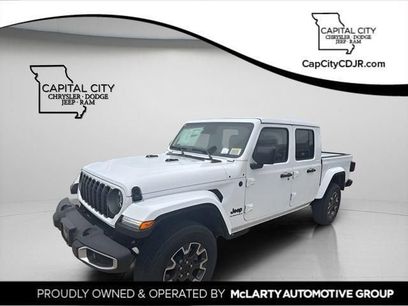 New 2026 Jeep Gladiator Sport