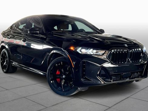 Used 2024 BMW X6 xDrive40i w/ Premium Package image 2