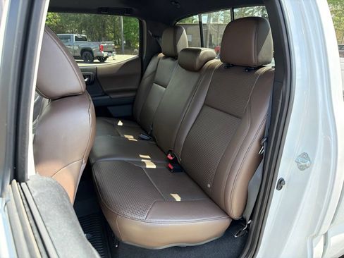 Used 2023 Toyota Tacoma Limited AWD/4WD image 22