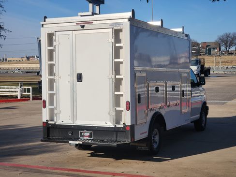 New 2025 Chevrolet Express 3500 w/ Power Convenience Package image 13