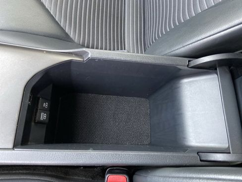 Used 2023 Toyota Camry SE image 42