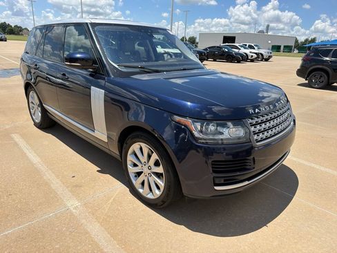 Used 2017 Land Rover Range Rover HSE AWD/4WD image 3