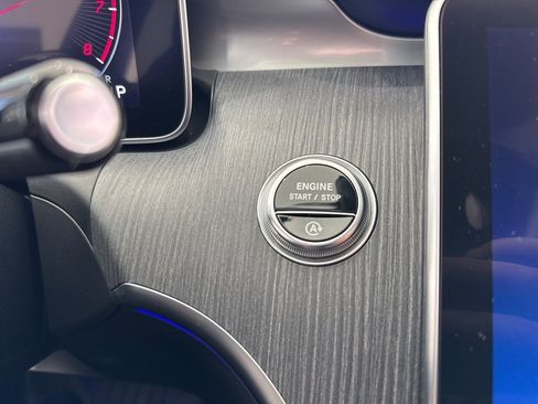 Used 2023 Mercedes-Benz C 300 4MATIC Sedan image 24