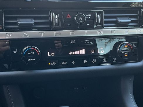 New 2026 Nissan Pathfinder SV image 33