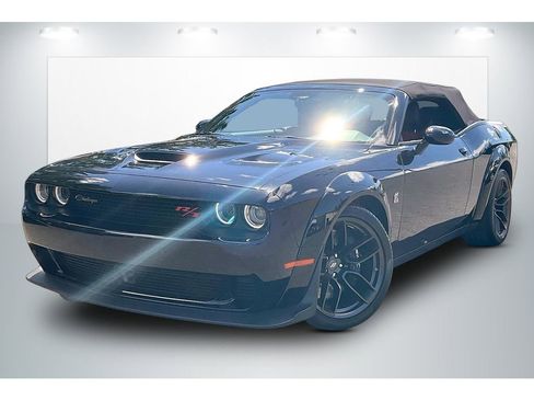 New 2023 Dodge Challenger R/T Scat Pack RWD image 2