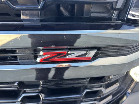 Used 2022 Chevrolet Tahoe Z71 w/ Luxury Package image 10