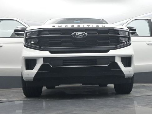 Certified 2025 Ford Expedition Platinum w/ Stealth Appearance Package AWD/4WD image 75